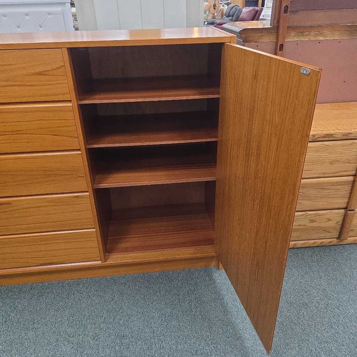 GENTLEMANS CHEST ATH