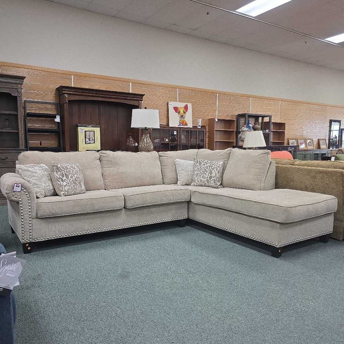 2PC SECTIONAL SOFA KLH
