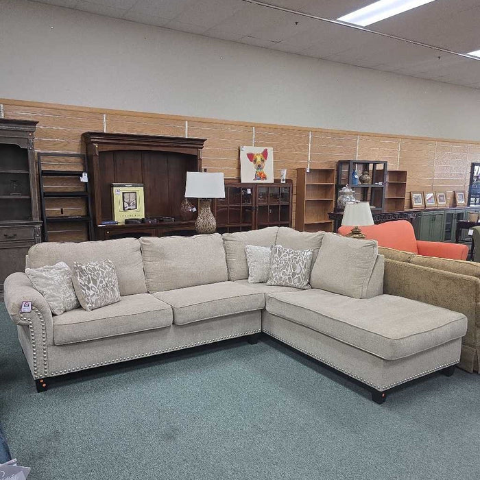 2PC SECTIONAL SOFA KLH