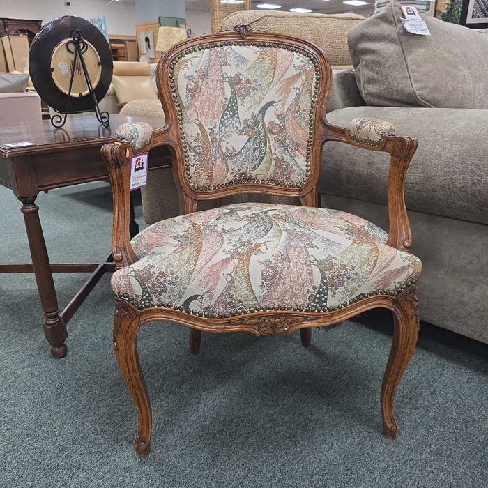 ACCENT CHAIR KL