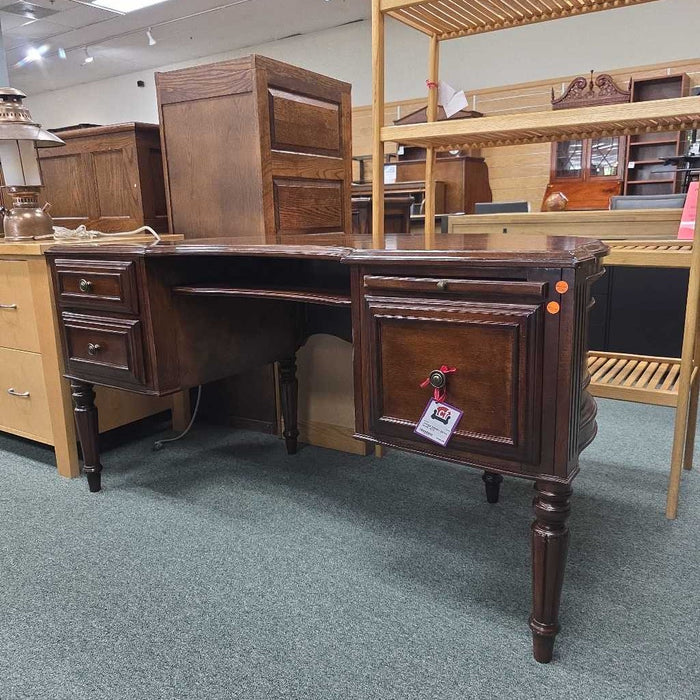 KIDNEY BEAN DESK BTK