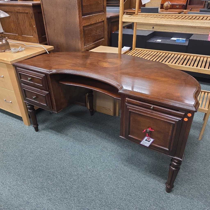 KIDNEY BEAN DESK BTK
