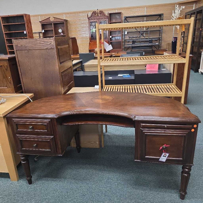 KIDNEY BEAN DESK BTK