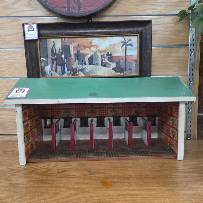 ANTIQUE HORSE STABLE DECOR SK