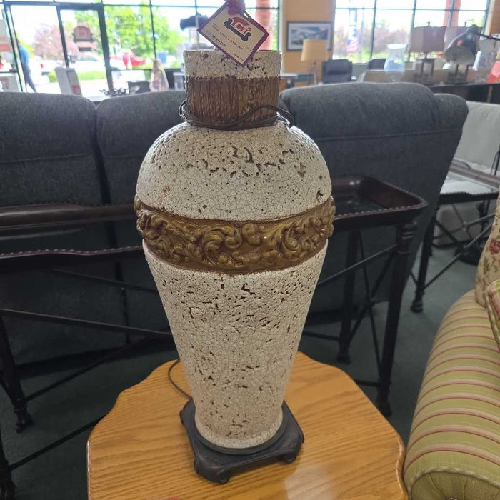 LAMP AT