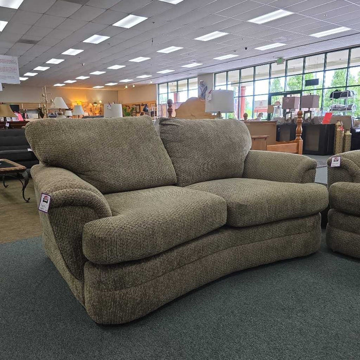 LOVESEAT BTK