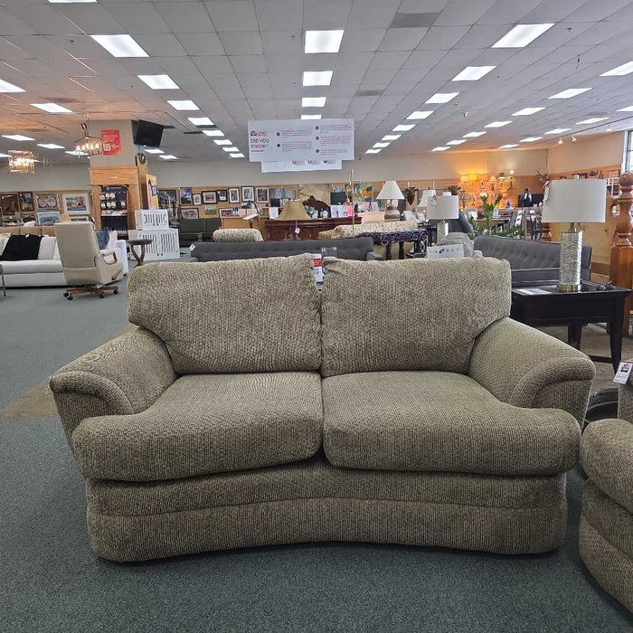 LOVESEAT BTK