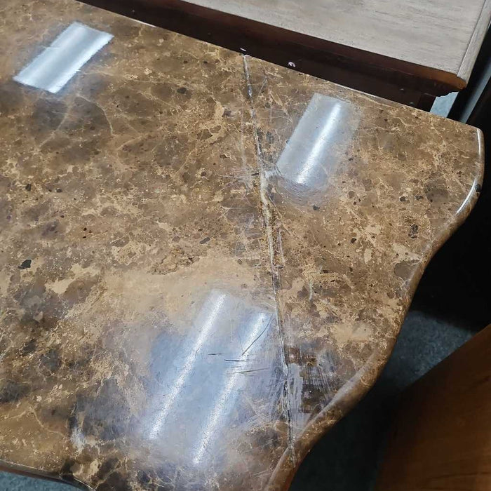 NIGHTSTAND *DAMAGED SK