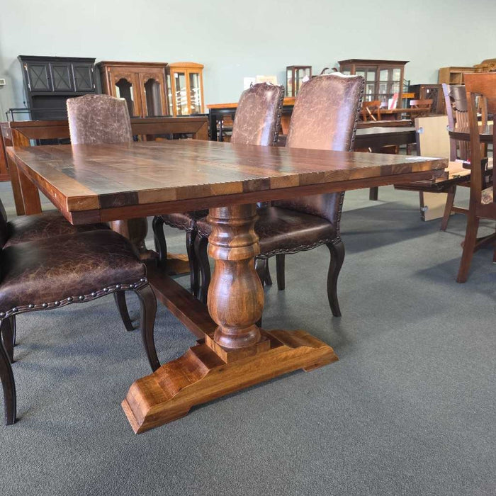 POTTERY BARN TABLE KLH