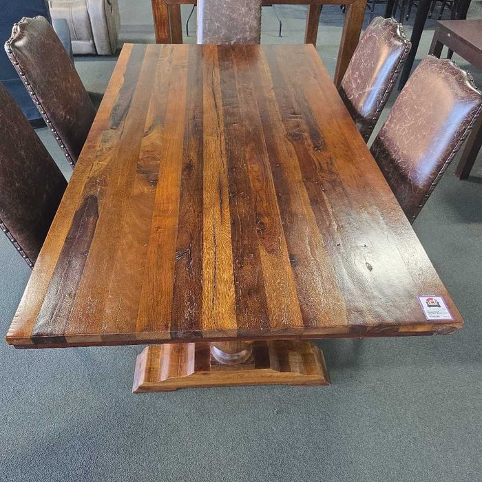 POTTERY BARN TABLE KLH