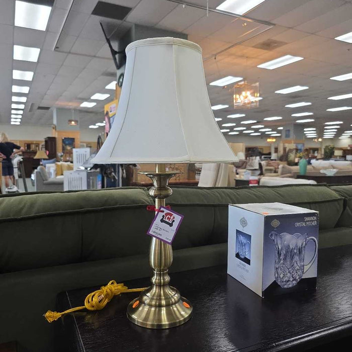 BRASS LAMP BT