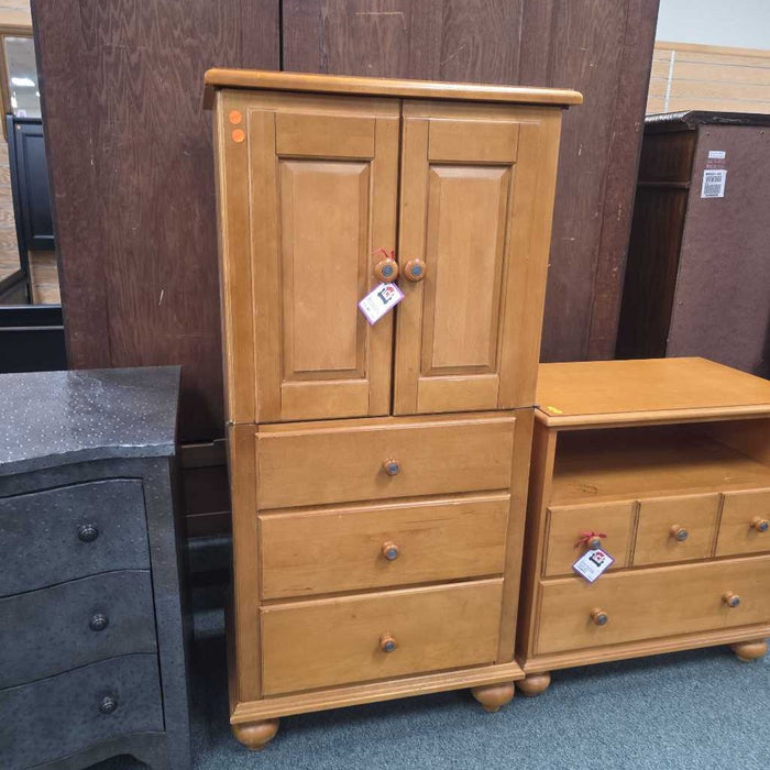 ETHAN ALLEN ARMOIRE BST