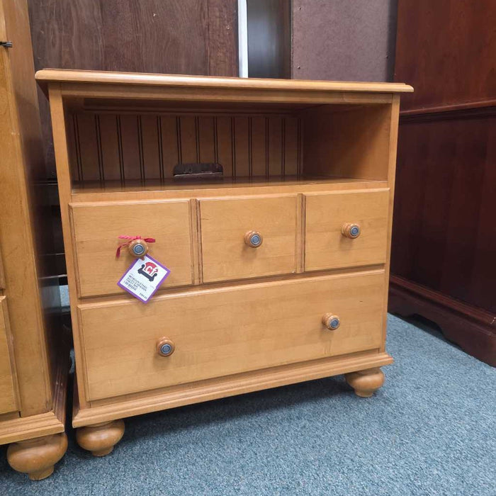 ETHAN ALLEN 2 DRAWER CHEST BHC