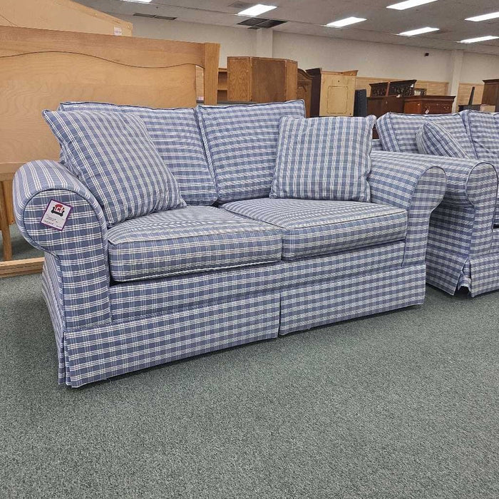 LOVESEAT LAC