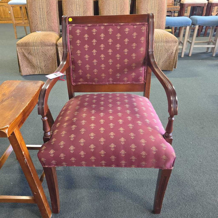 ACCENT CHAIR MI