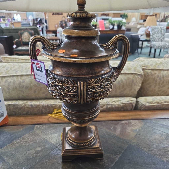 URN LAMP AT