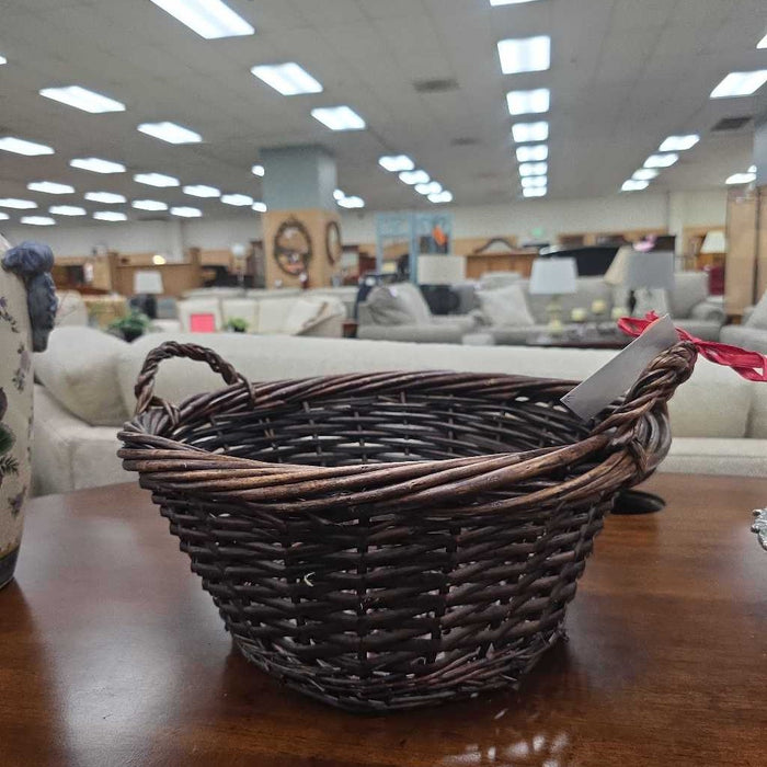 BASKET WITH 2 HANDLES BA