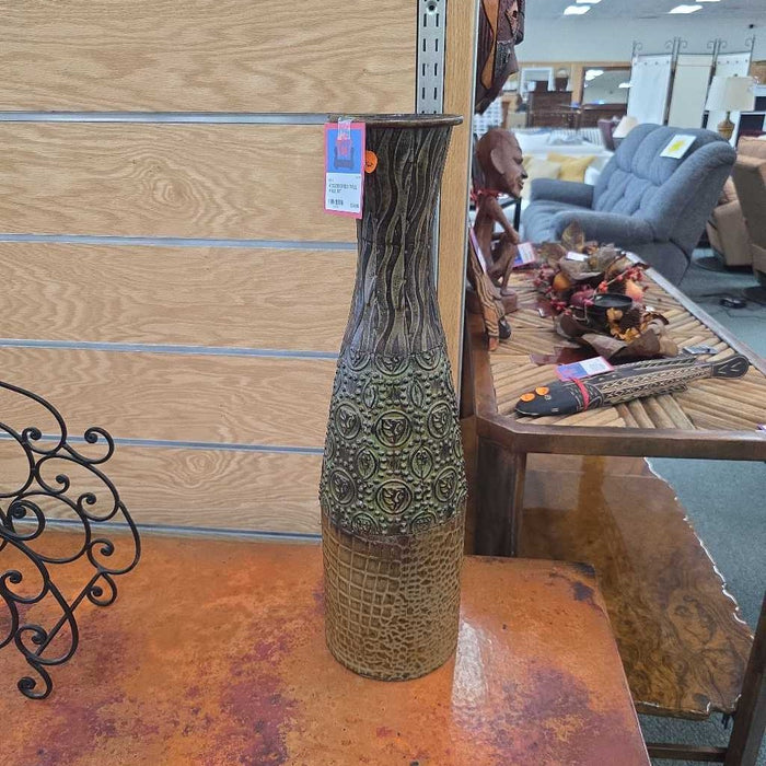 TALL VASE BT