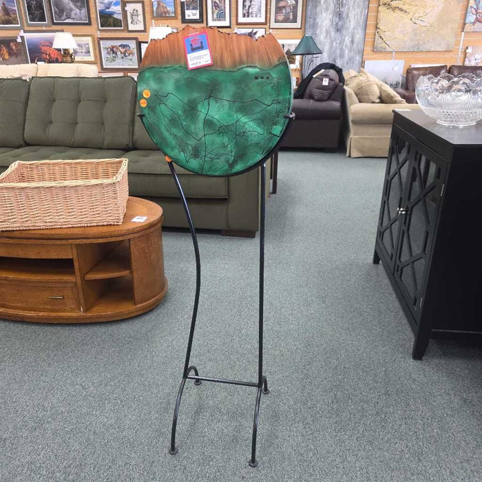 VASE WITH STAND KL