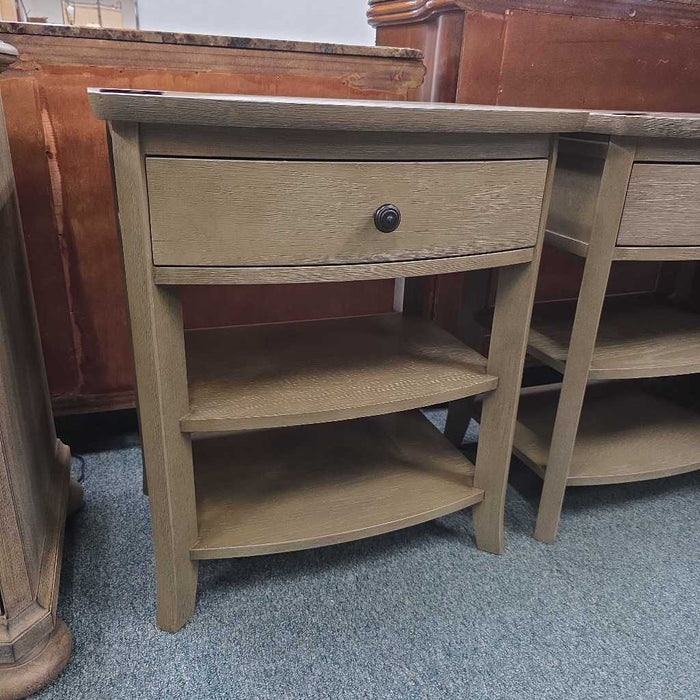 WILLIAM SONOMA "CHLOE" NIGHTSTAND BBM