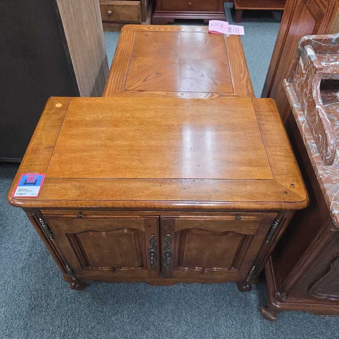 NIGHTSTAND KL