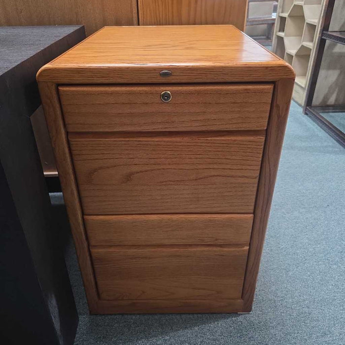 2DR FILE CABINET -NO KEY-