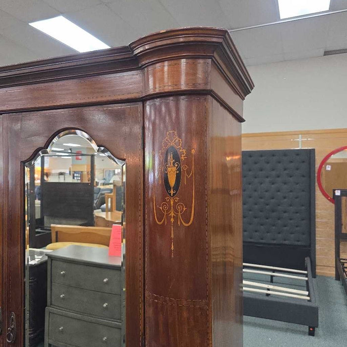 ARMOIRE BTK
