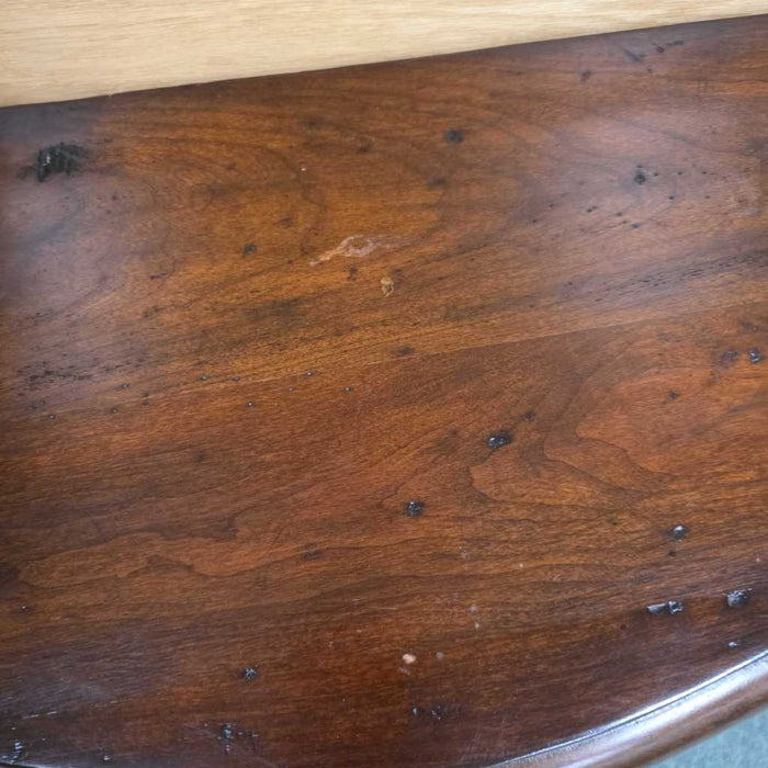 HOOKER ENTRY TABLE