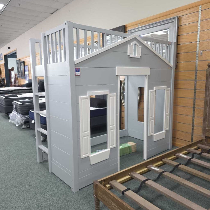 POTTERY BARN LOFT BED AHM