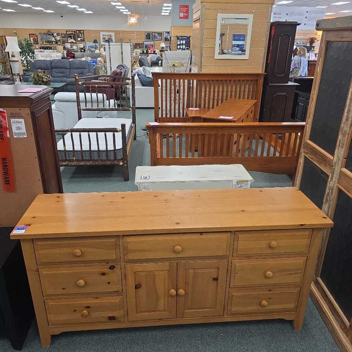 DRESSER WITH MIRROR BTK