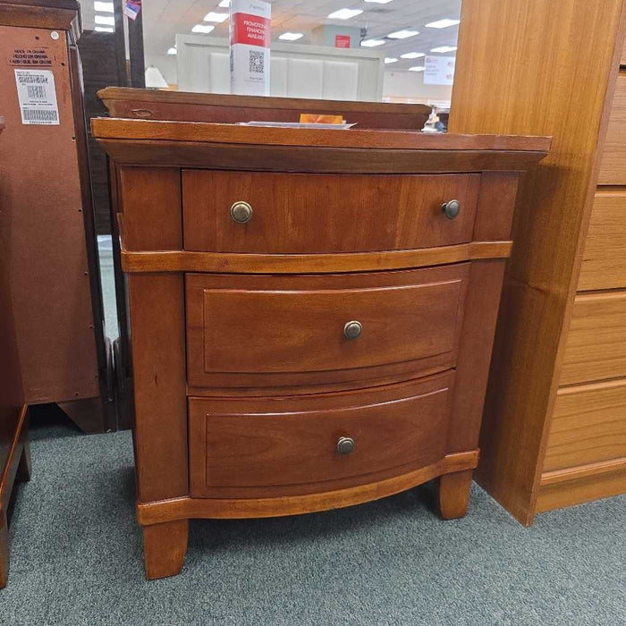 BROYHILL NIGHTSTAND BAH