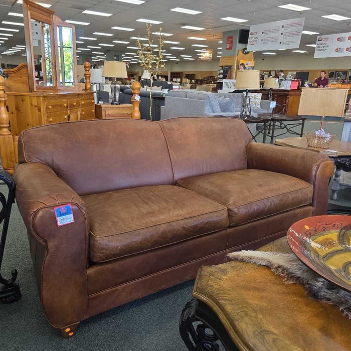 LEATHER LOVESEAT KLH