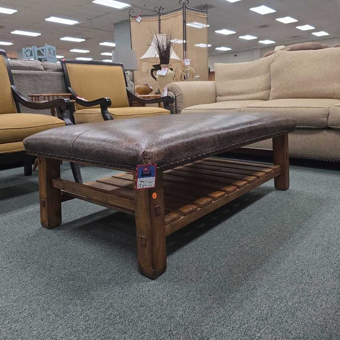 LEATHER OTTOMAN BAH