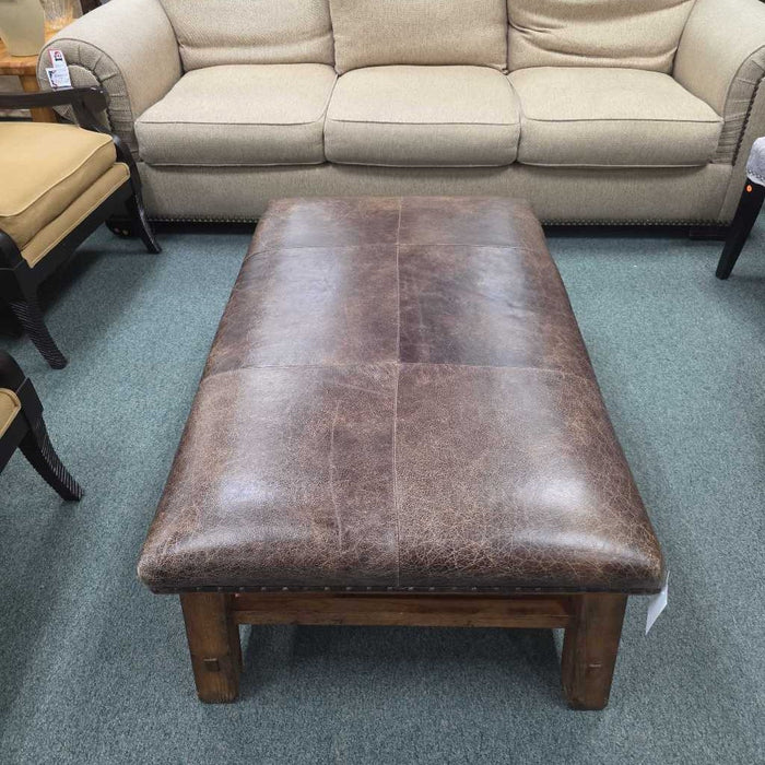 LEATHER OTTOMAN BAH