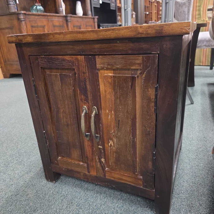 RUSTIC ACCENT CABINET TB
