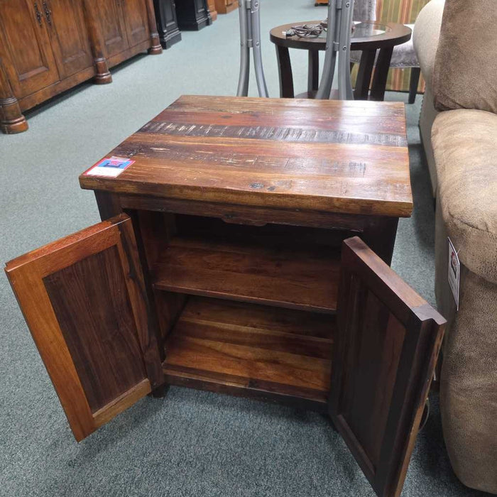RUSTIC ACCENT CABINET TB