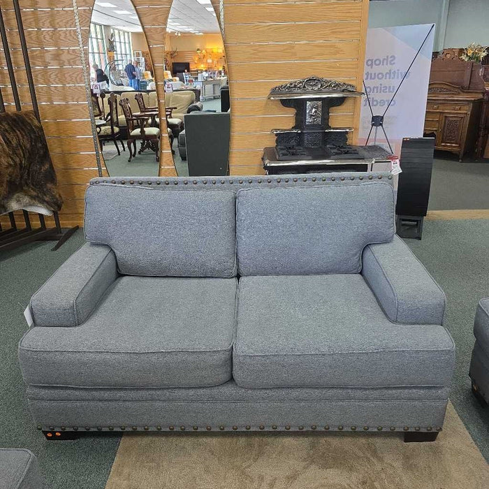 LOVESEAT ALK