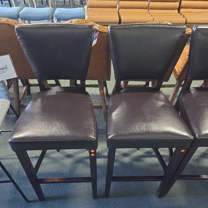 SET OF 4 STOOLS BTK