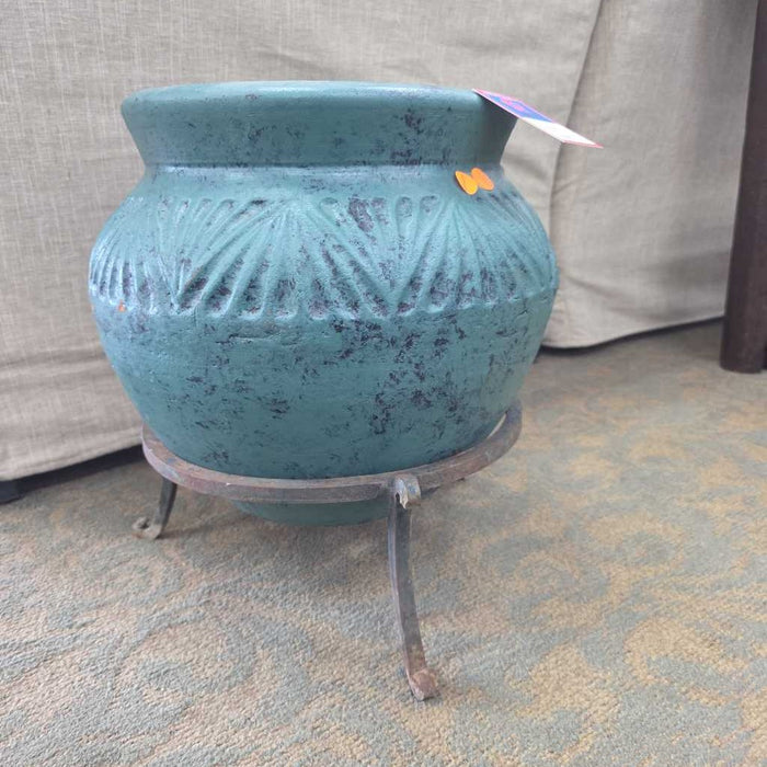 PLANTER POT BT