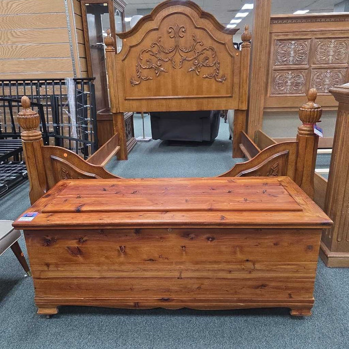 HOPE CHEST BST