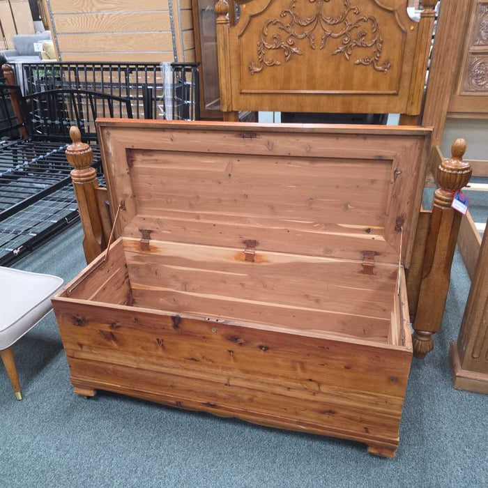 HOPE CHEST BST