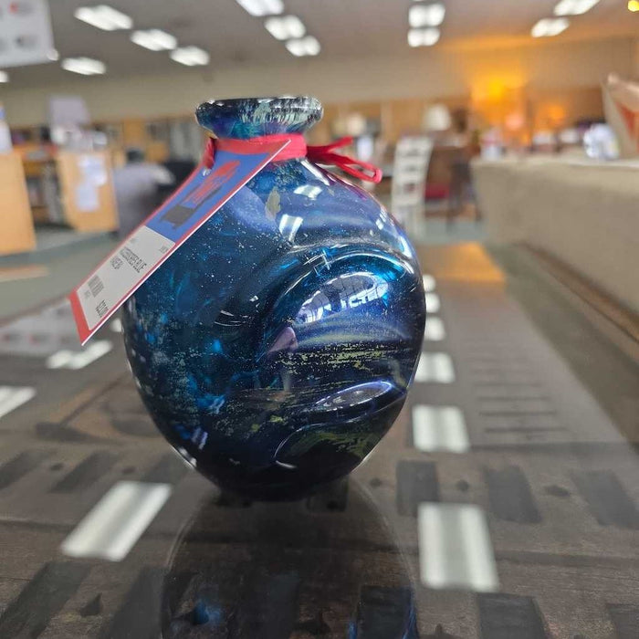 BLUE VASE BA
