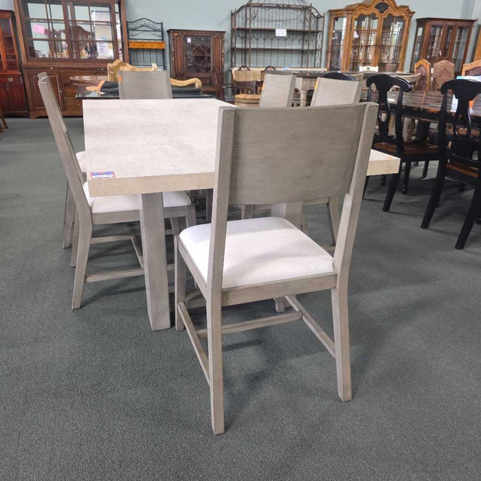 TABLE WITH 6 CHAIRS MIH