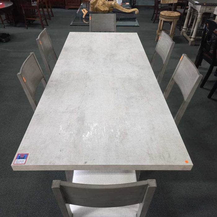 TABLE WITH 6 CHAIRS MIH