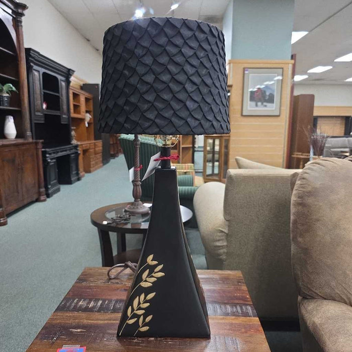 LAMP AT