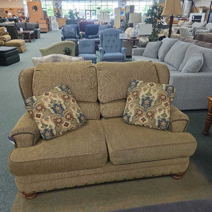 LOVESEAT BST