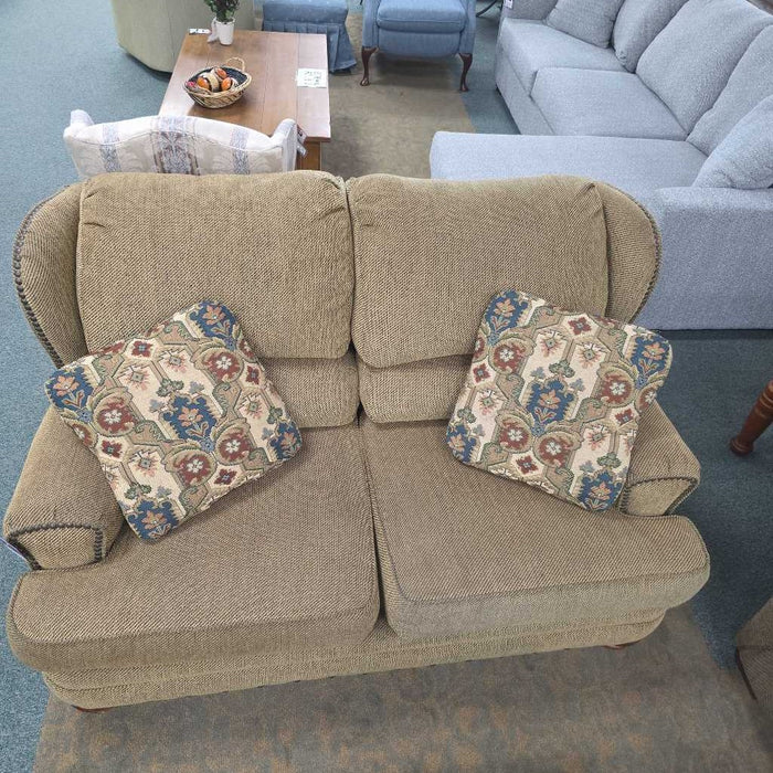 LOVESEAT BST