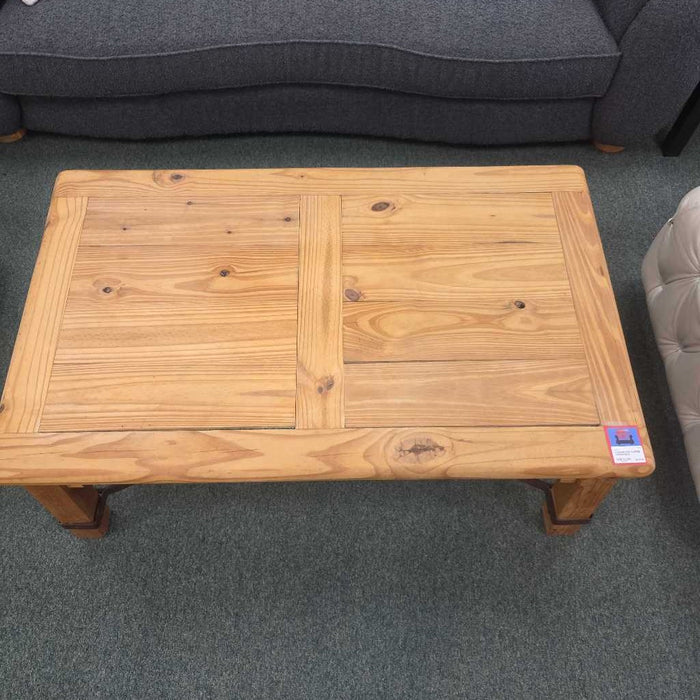 COFFEE TABLE BAH