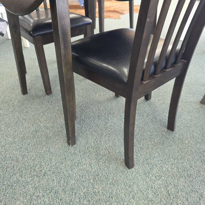 DROP LEAF TABLE 2 CHAIRS BHC