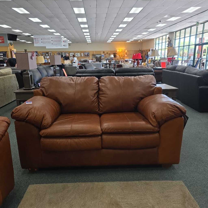 LOVESEAT ATH
